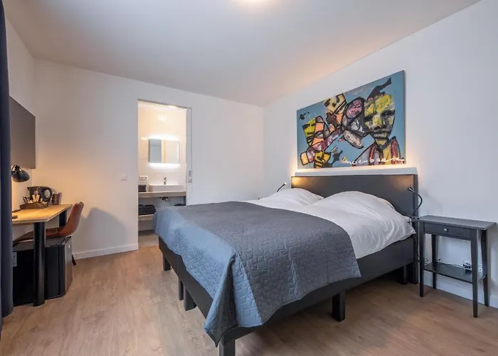 ゲストハウス Bed & Parking Burght Texel 3*