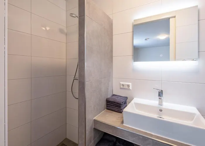 Bed & Parking Burght Texel ゲストハウス デン・ブルグ